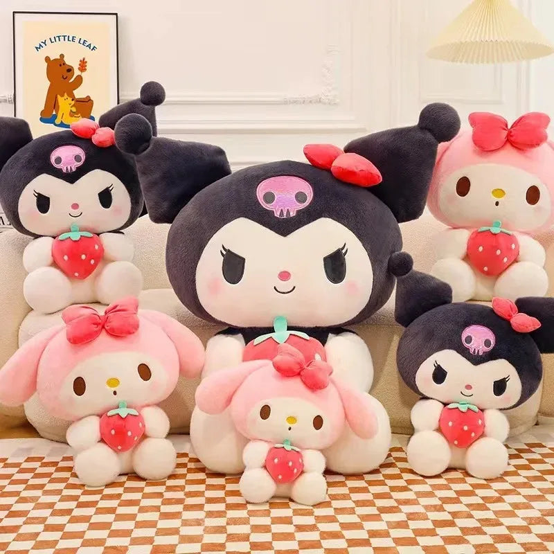 Peluche Sanrio Strawberry Kuromi 22/35 cm