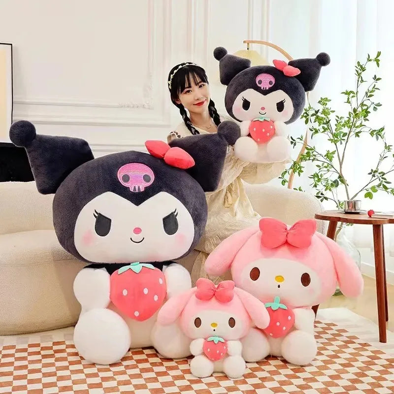 Peluche Sanrio Strawberry Kuromi 22/35 cm
