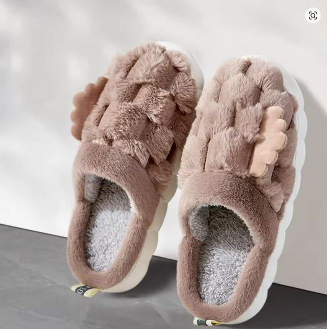 Microwavable heated slippers