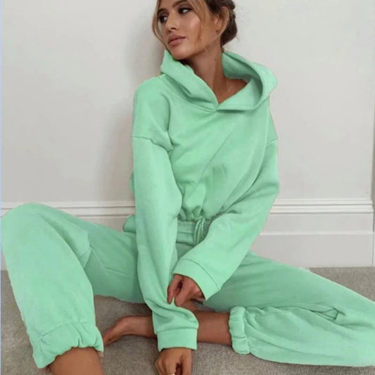 Tenue de sport décontractée à manches longues