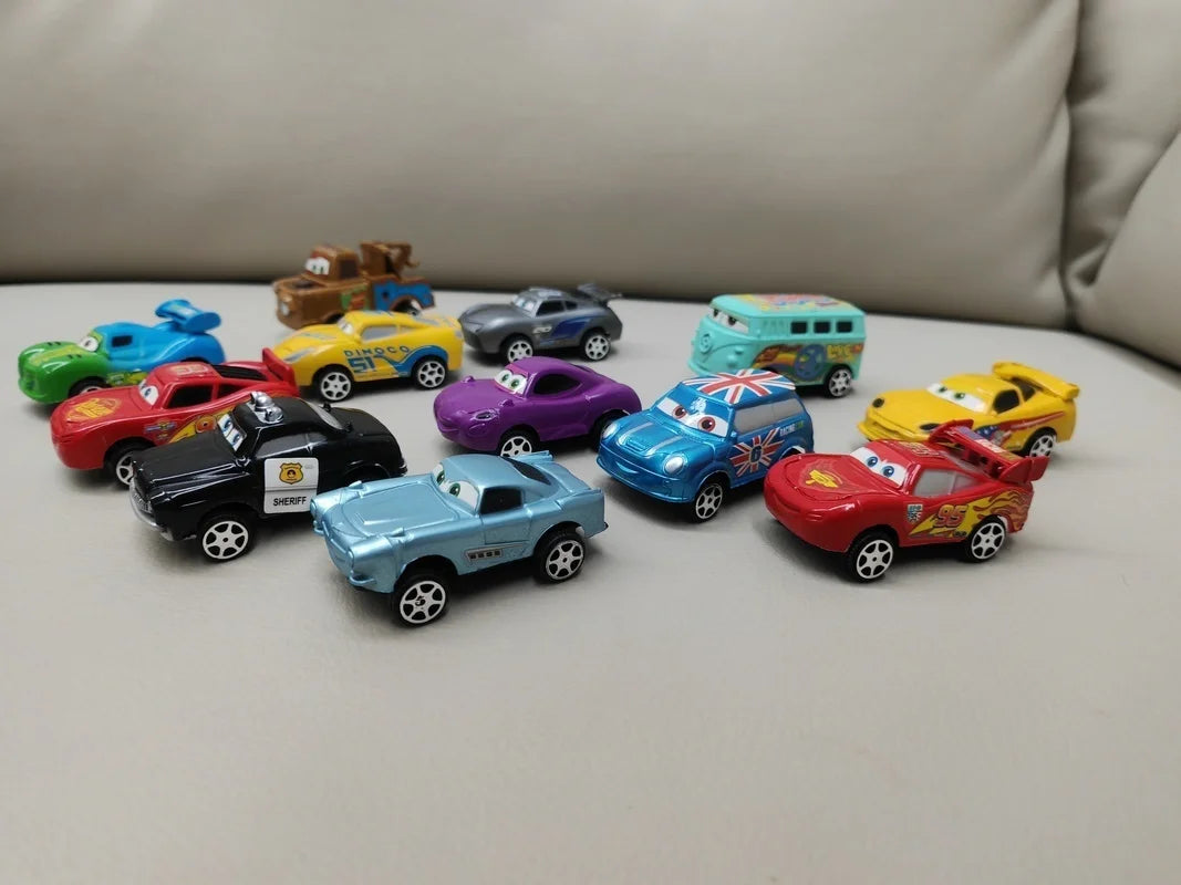 Lot de 12 figurines Disney Pixar Cars Back Force Lightning McQueen Jackson 6 cm