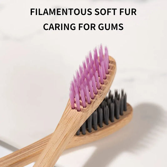 Ensemble de brosses à dents en bambou